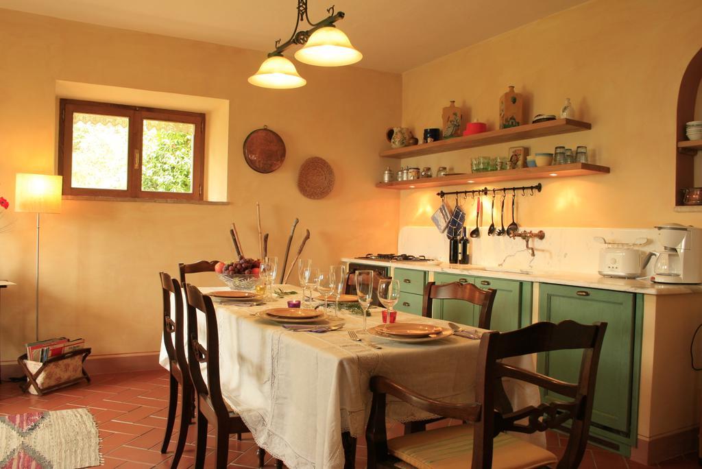 Le Rogheta Villa Campiglia dʼOrcia Exterior foto
